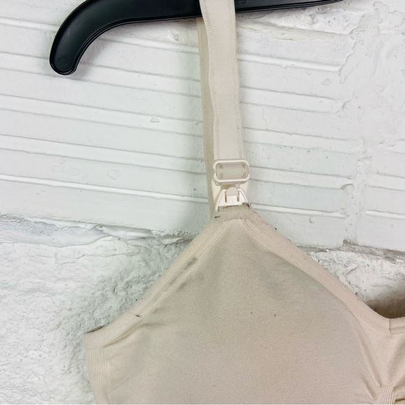 HOFISH Nude colored stretch comfy breastfeeding bra size large - Picture 4 of 12